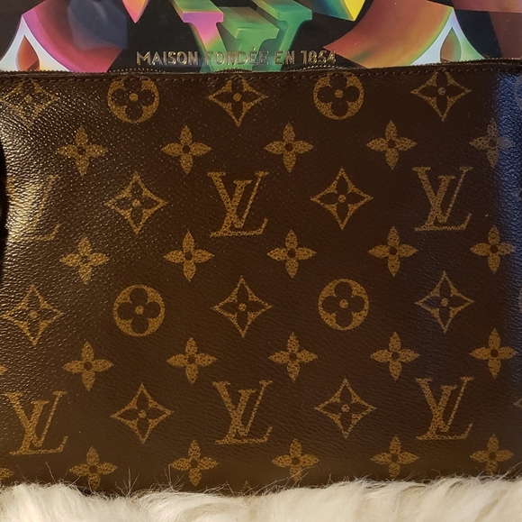 💯 Louis Vuitton Rare Carrousel Pochette Clutch - Picture 14 of 16